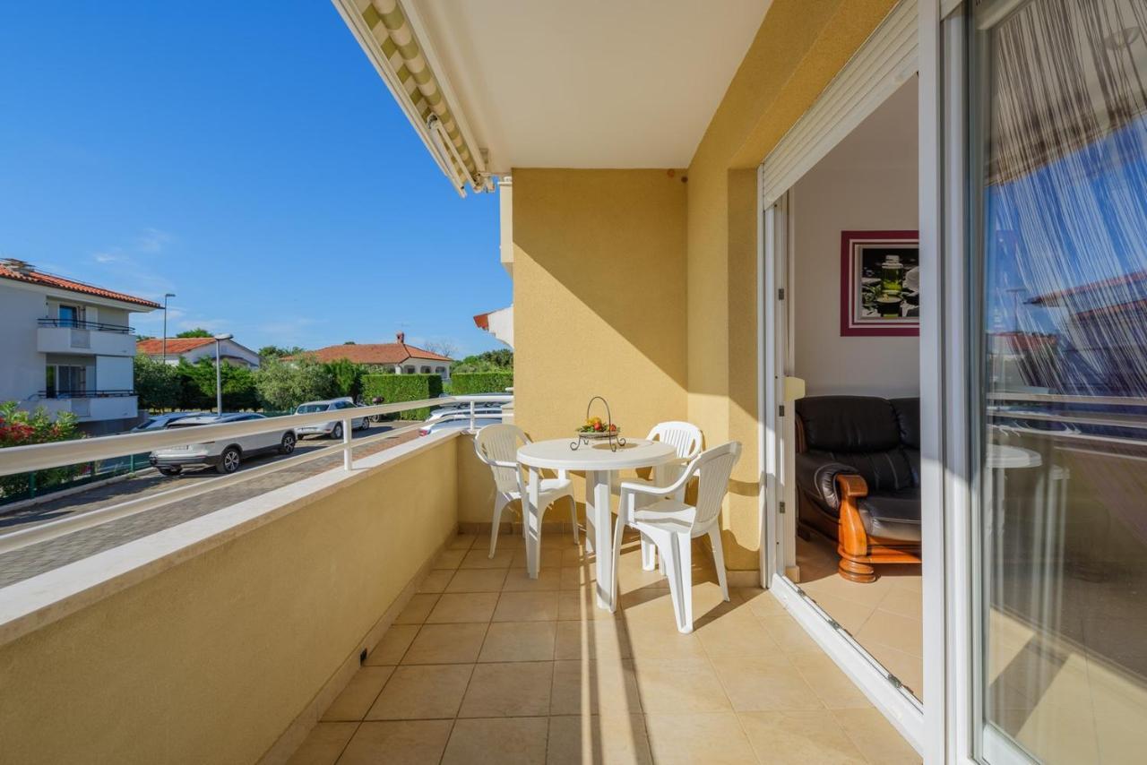 זמברטיה Flora House With Apartment מראה חיצוני תמונה