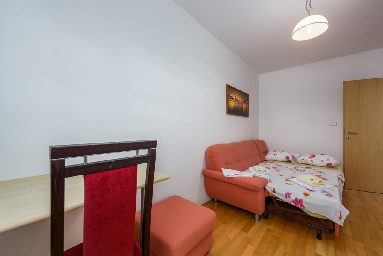 זמברטיה Flora House With Apartment מראה חיצוני תמונה